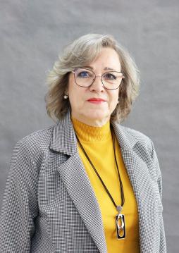 Бегишева Ирина Юрьевна
Почётный работник СПО